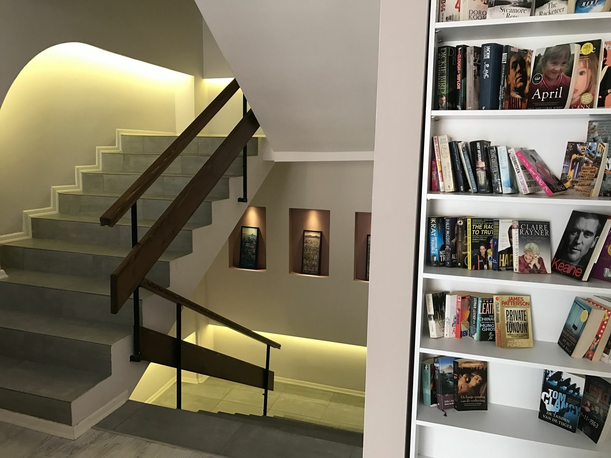 פאטהיה Sakura Suit Hostel מראה חיצוני תמונה