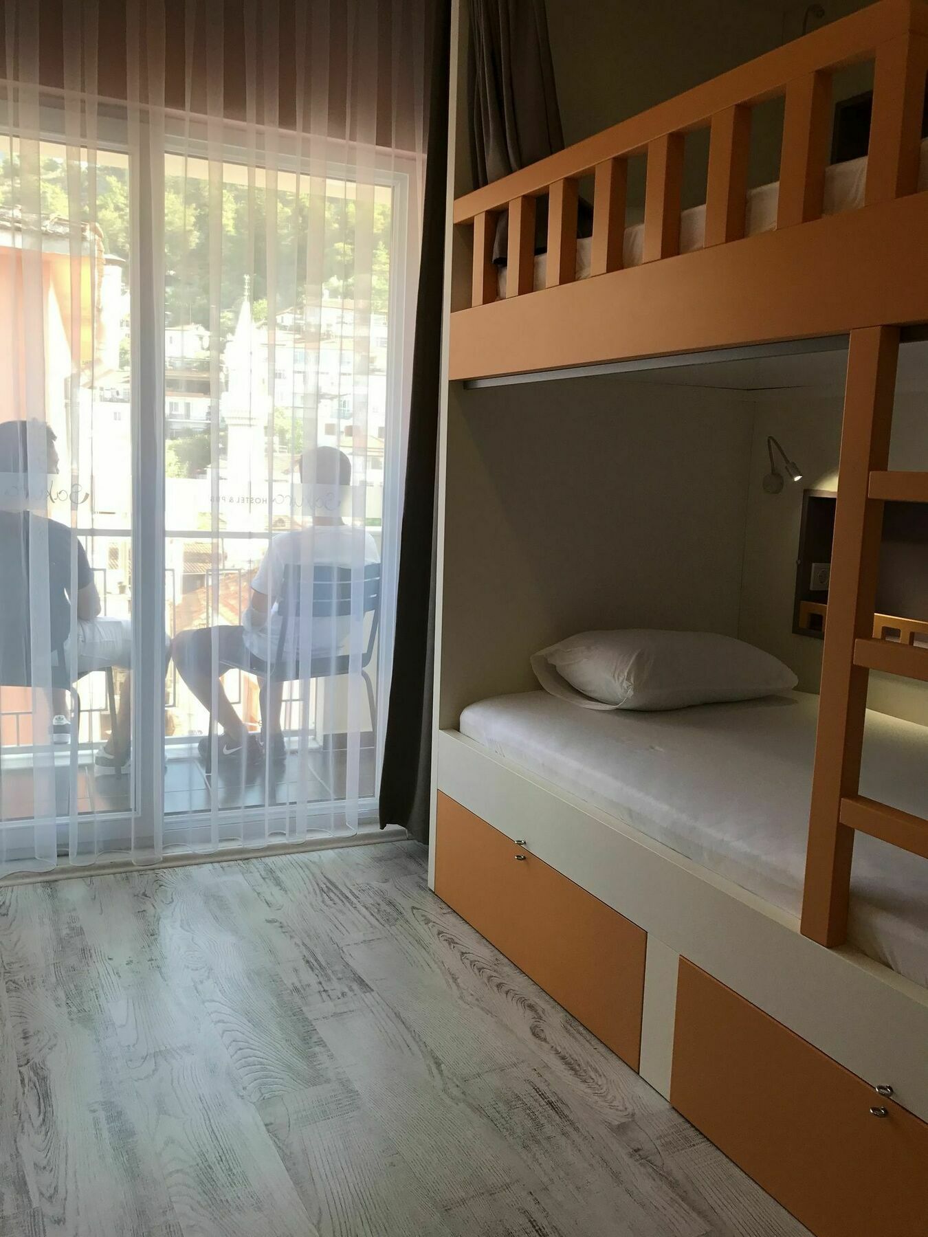 פאטהיה Sakura Suit Hostel מראה חיצוני תמונה
